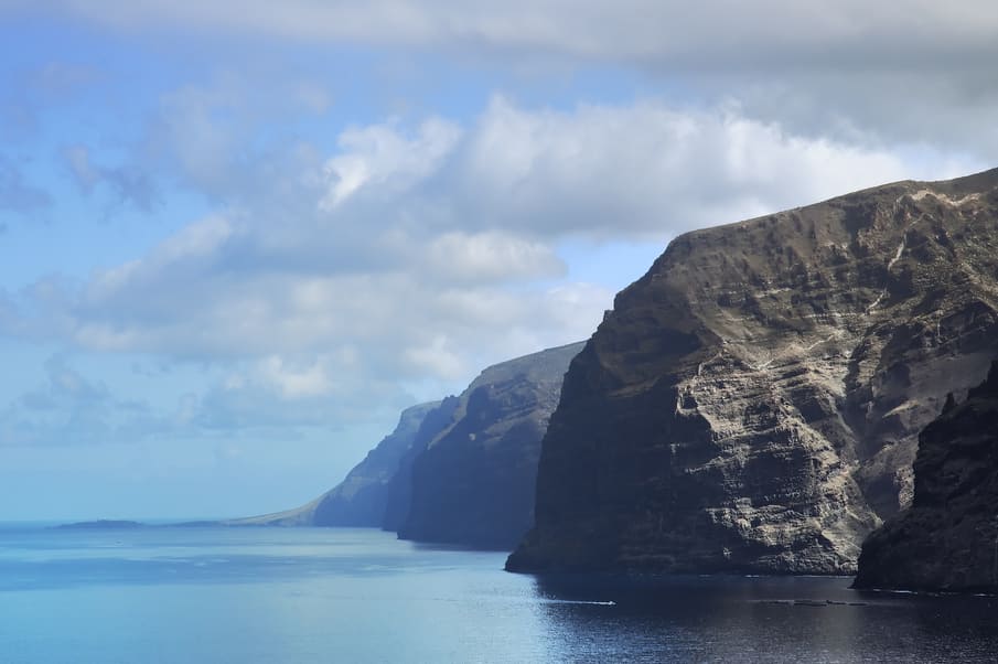 tourisme dentaire à tenerife : les falaises de los gigantes