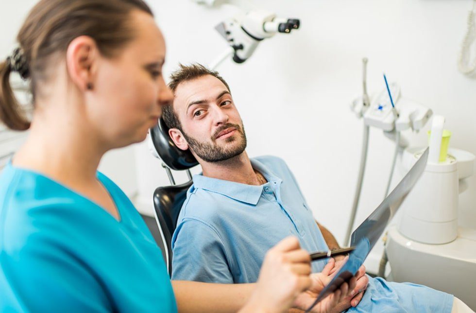 contrôle suite pose d'implant dentaire