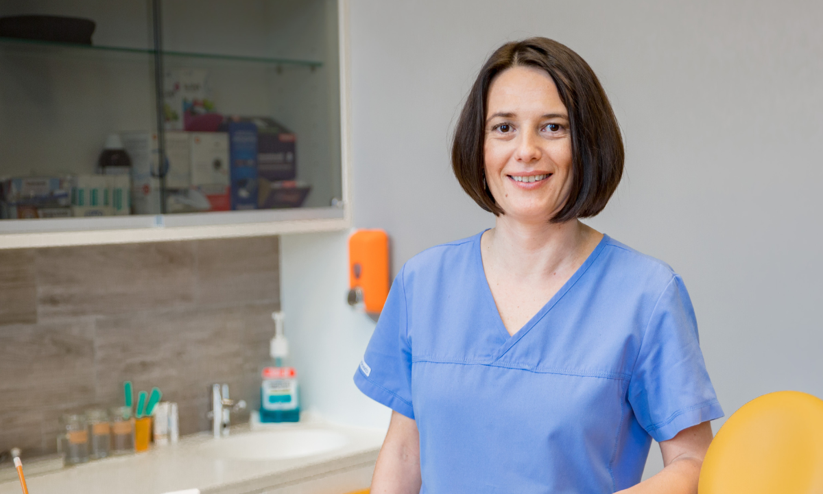 photo du chirurgien dentiste docteur erika balazs