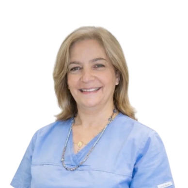 Dr Ranwa Saddikni, chirurgien-dentiste à la clinique Kiralydent à Budapest